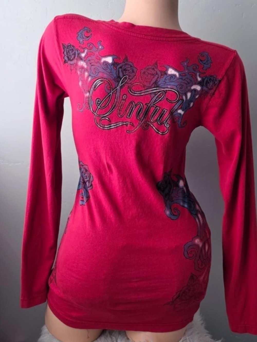 2000s y2k red Sinful by Affliction long sleeve shirt